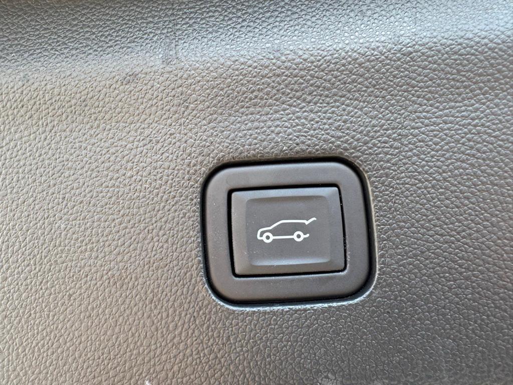 used 2024 Buick Enclave car, priced at $39,674