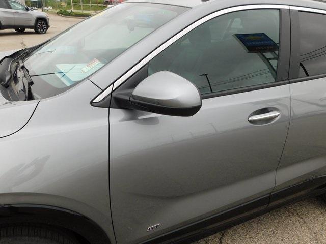 used 2025 Buick Encore GX car, priced at $27,488