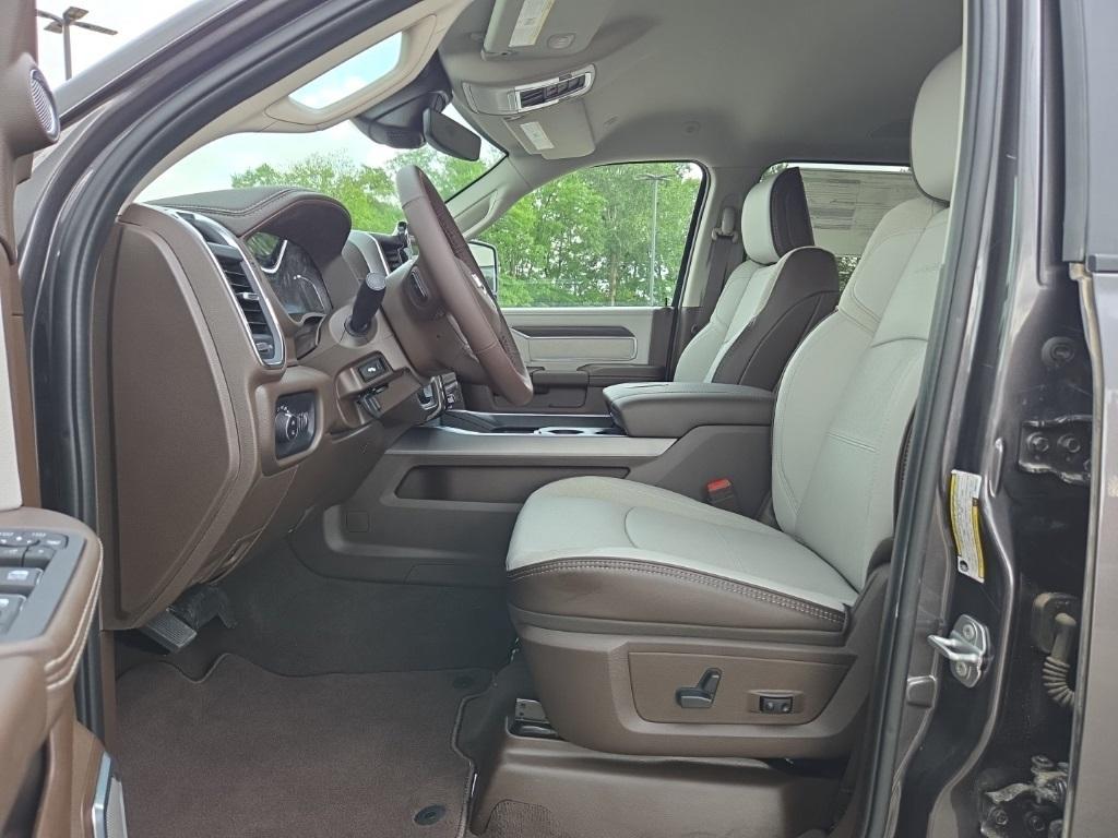 new 2025 Ram 3500 car, priced at $88,655