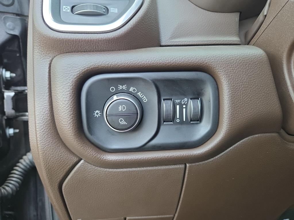 new 2025 Ram 3500 car, priced at $88,655