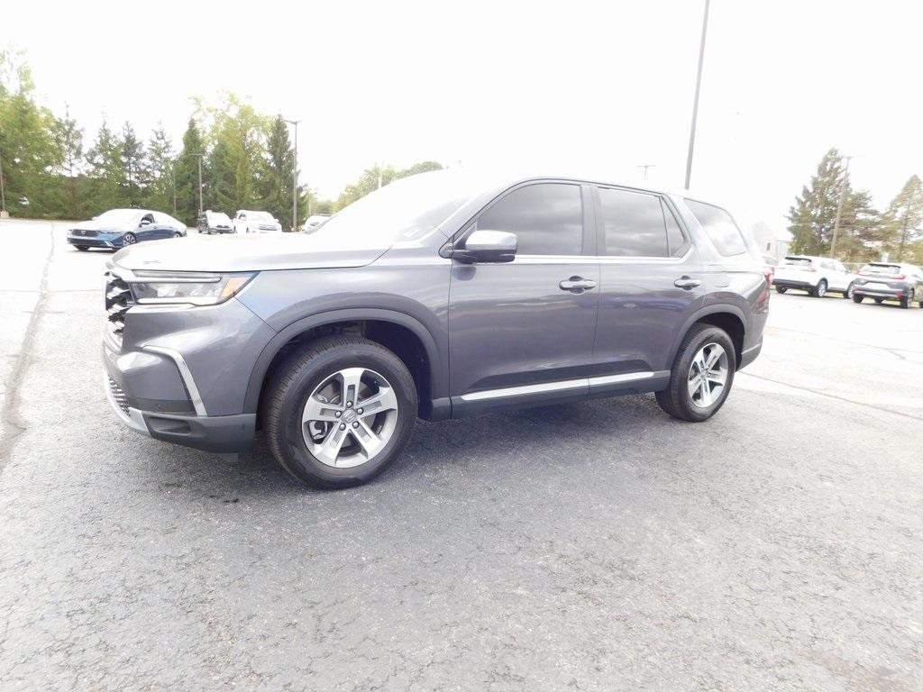 used 2024 Honda Pilot car, priced at $37,750