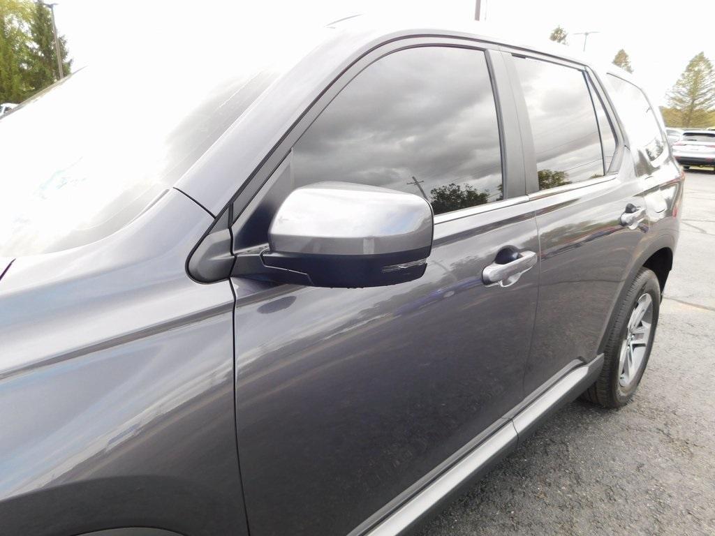 used 2024 Honda Pilot car, priced at $37,750