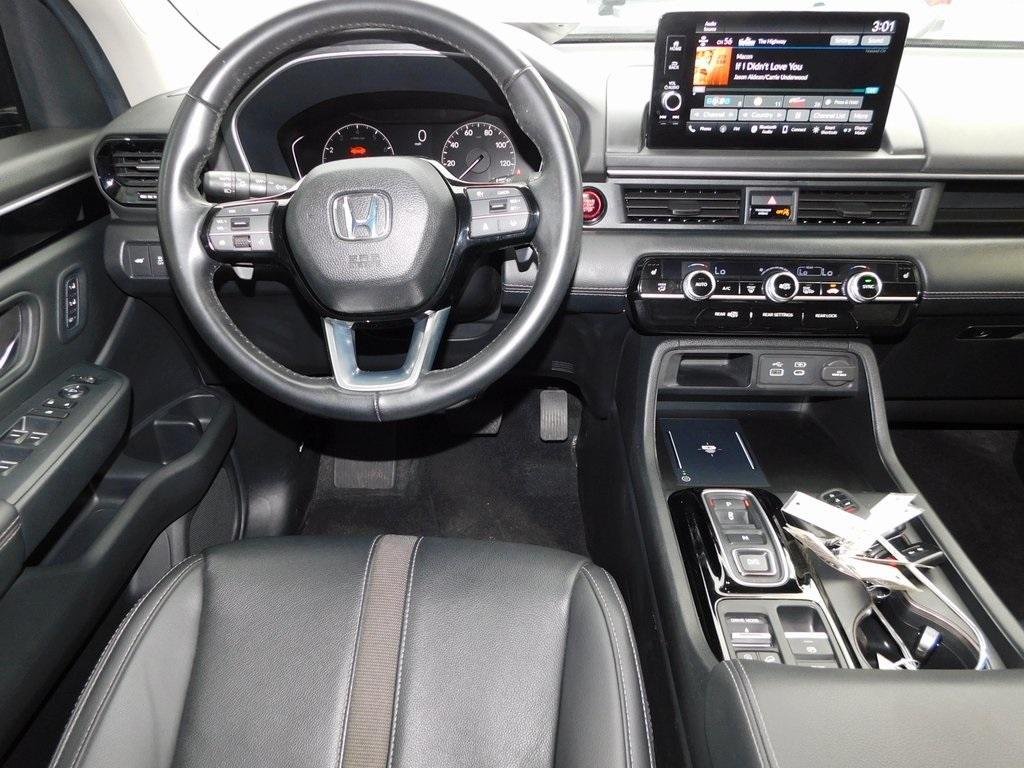 used 2024 Honda Pilot car, priced at $37,750