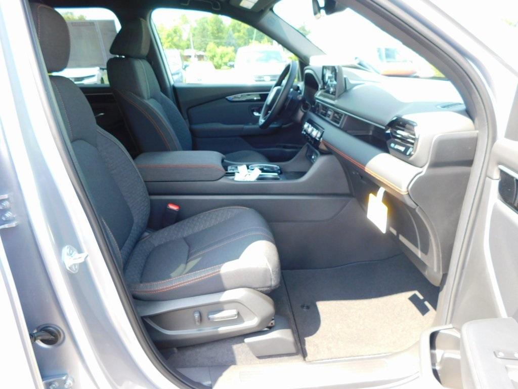 new 2025 Honda Pilot car, priced at $42,406