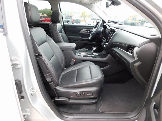 used 2021 Chevrolet Traverse car, priced at $31,990