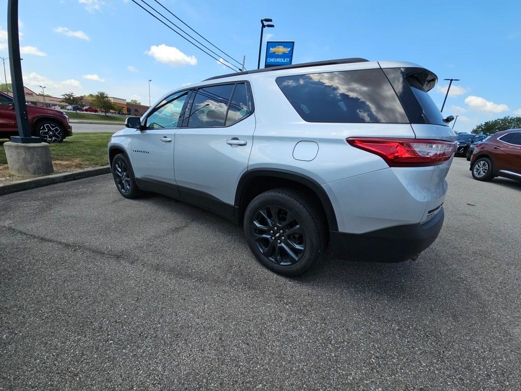 used 2021 Chevrolet Traverse car, priced at $31,999