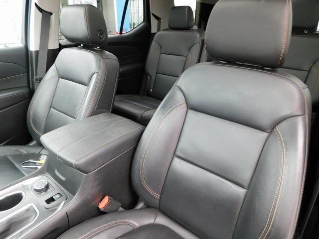 used 2021 Chevrolet Traverse car, priced at $31,990