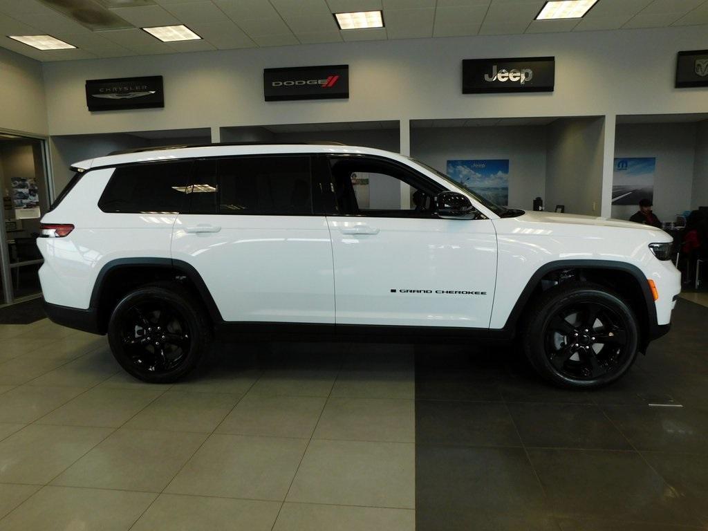 new 2025 Jeep Grand Cherokee L car, priced at $42,293
