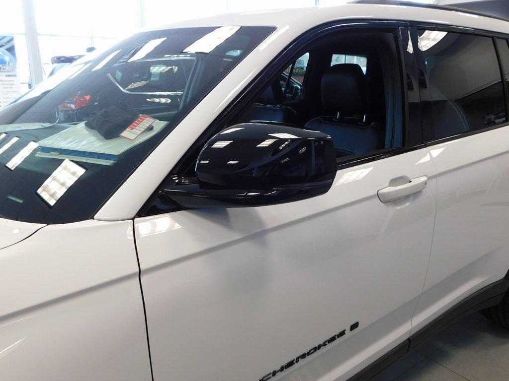 new 2025 Jeep Grand Cherokee L car, priced at $42,293