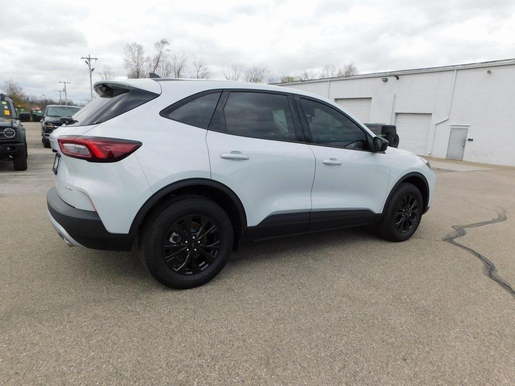new 2025 Ford Escape car, priced at $31,227