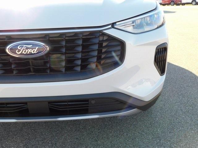 new 2025 Ford Escape car, priced at $29,725