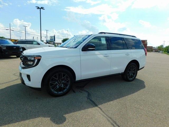 new 2025 Ford Expedition car, priced at $80,197