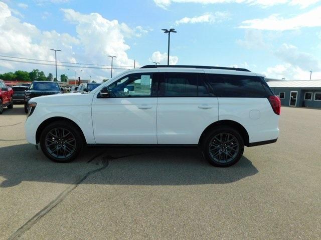 new 2025 Ford Expedition car, priced at $80,197