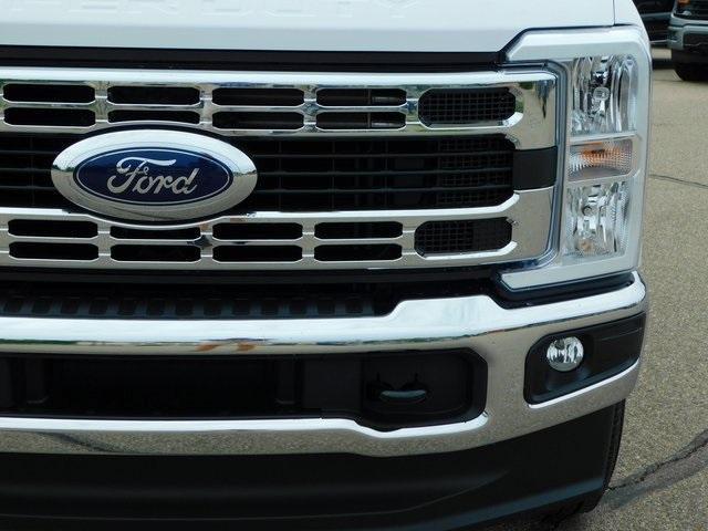 new 2025 Ford F-350 car, priced at $59,959