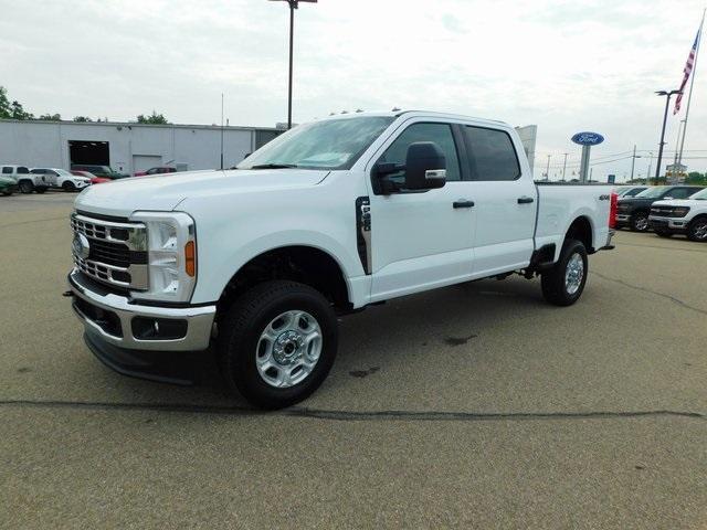 new 2025 Ford F-350 car, priced at $59,959