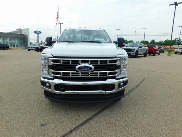 new 2025 Ford F-350 car, priced at $59,959