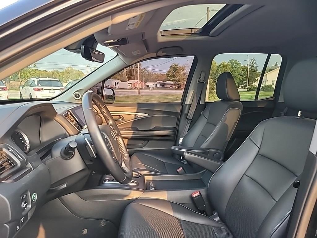 used 2022 Honda Ridgeline car, priced at $31,999
