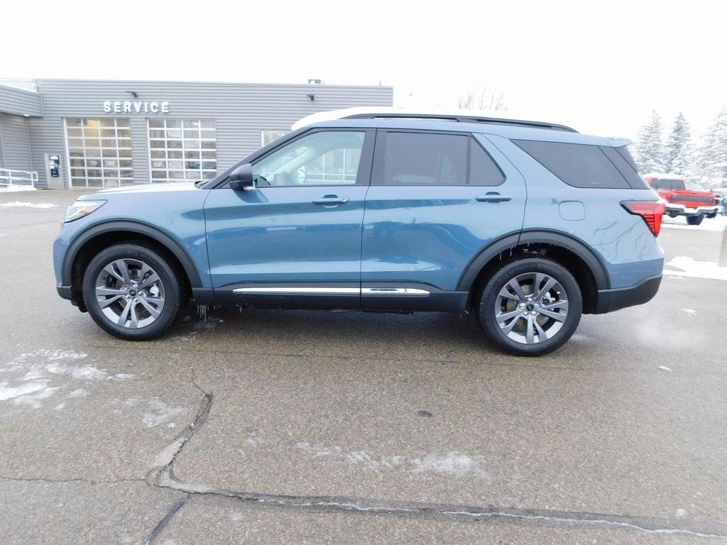 new 2025 Ford Explorer car, priced at $47,918