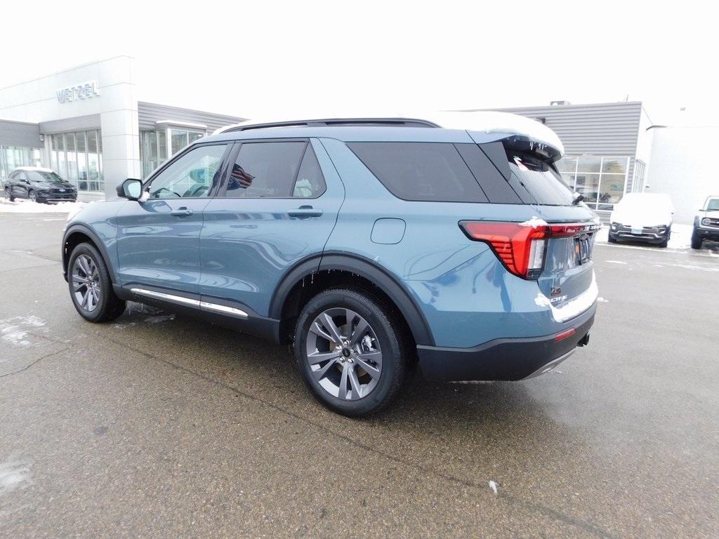 new 2025 Ford Explorer car, priced at $47,918