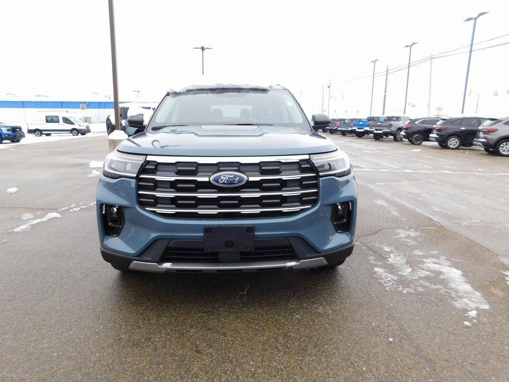 new 2025 Ford Explorer car, priced at $47,918