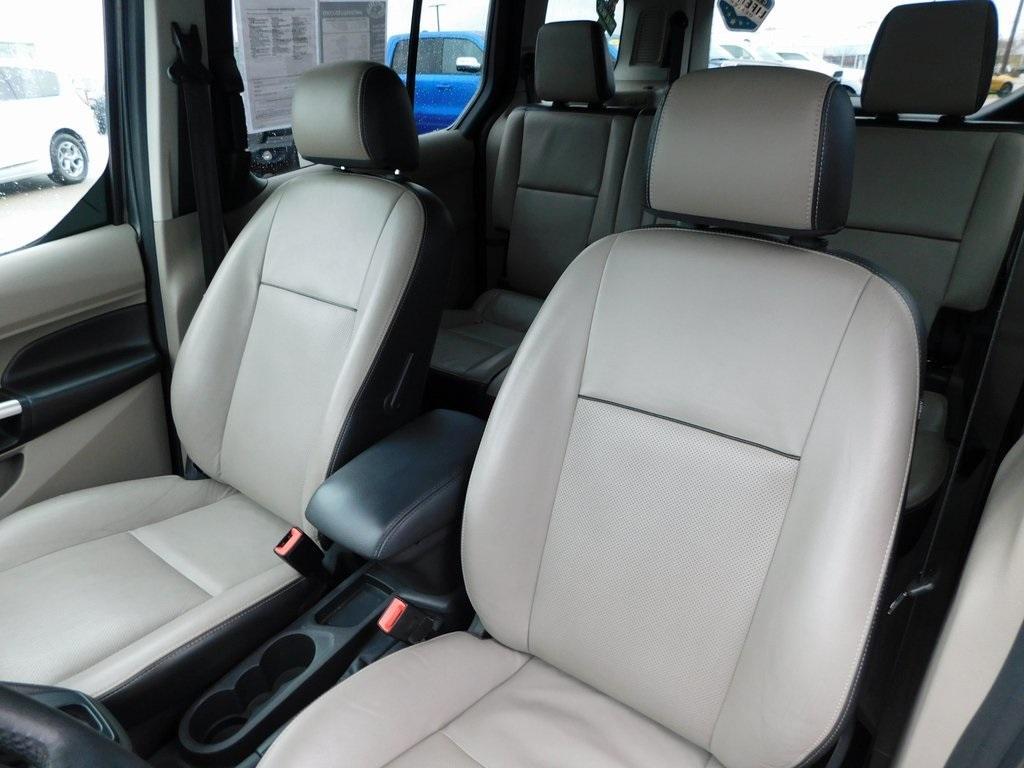 used 2015 Ford Transit Connect car, priced at $15,999