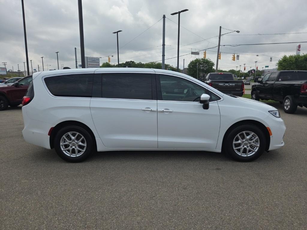 used 2023 Chrysler Pacifica car, priced at $31,887