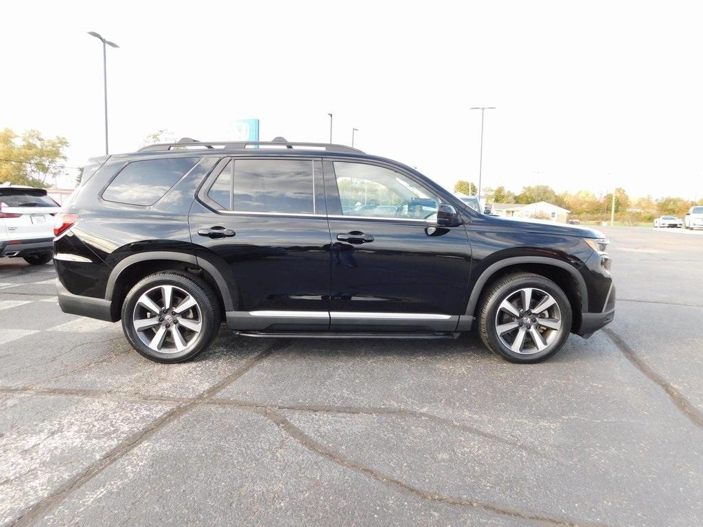 used 2023 Honda Pilot car, priced at $40,750