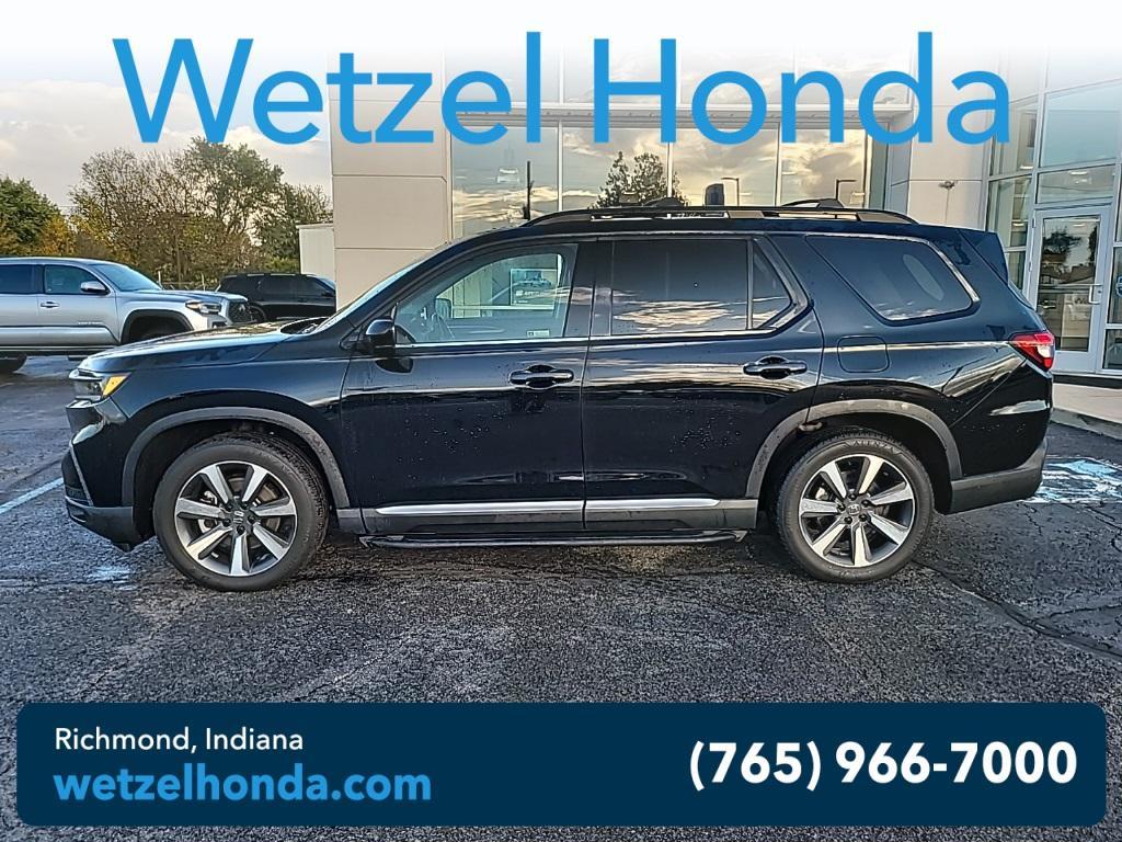 used 2023 Honda Pilot car, priced at $43,899
