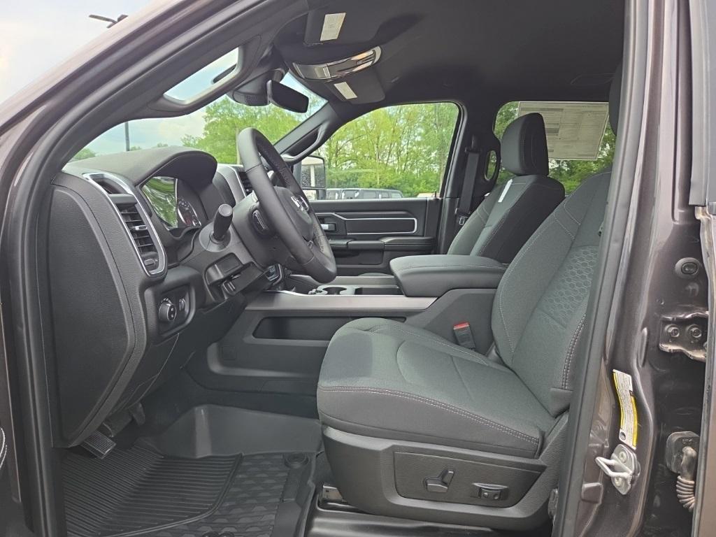 new 2025 Ram 2500 car, priced at $73,964