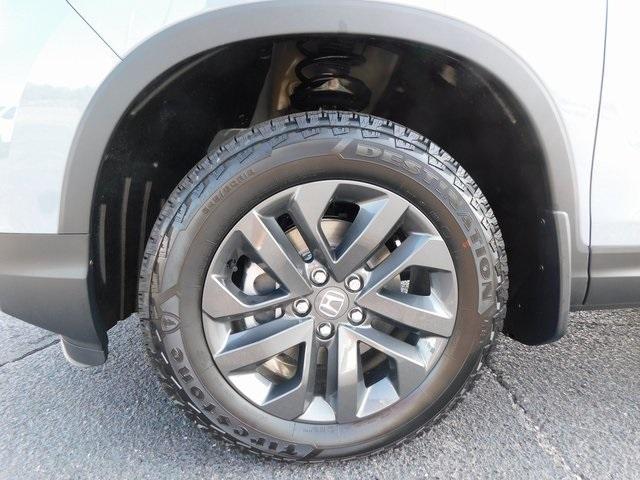 new 2025 Honda Ridgeline car, priced at $42,500