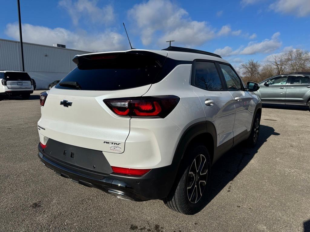 new 2025 Chevrolet TrailBlazer car, priced at $34,140