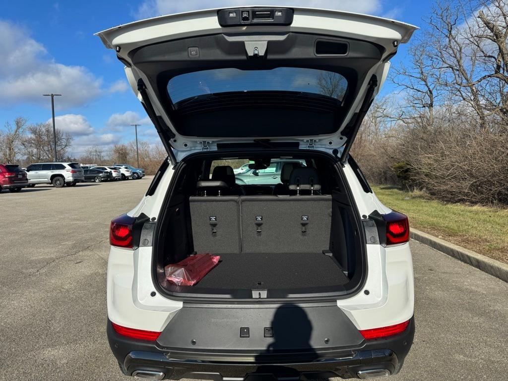 new 2025 Chevrolet TrailBlazer car, priced at $34,140