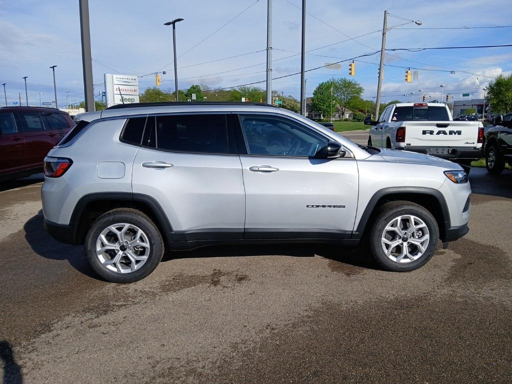 new 2025 Jeep Compass car, priced at $27,841