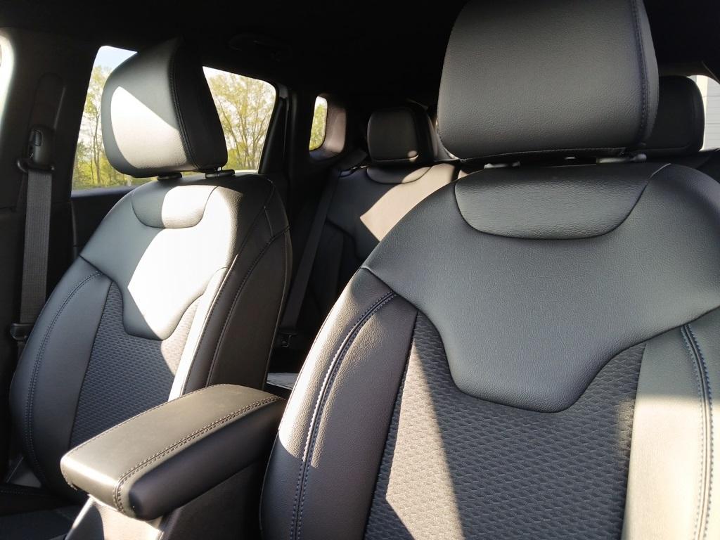 new 2025 Jeep Compass car, priced at $27,841