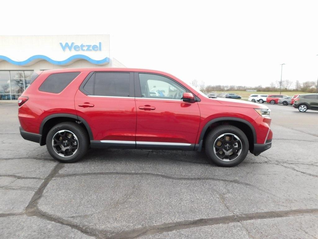 new 2025 Honda Pilot car, priced at $48,212