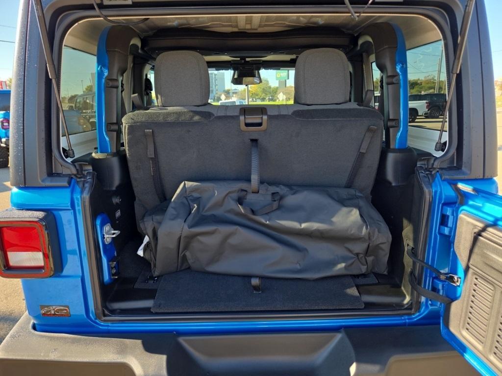 new 2026 Jeep Wrangler car, priced at $40,762