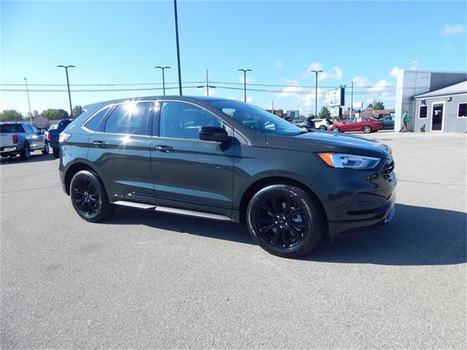 new 2024 Ford Edge car, priced at $33,999