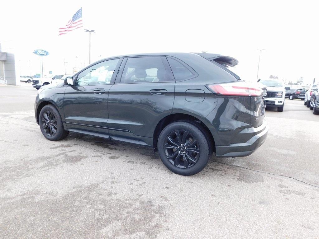 new 2024 Ford Edge car, priced at $33,749