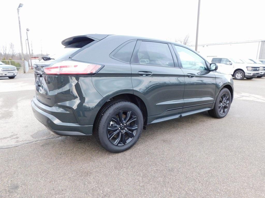 new 2024 Ford Edge car, priced at $33,749