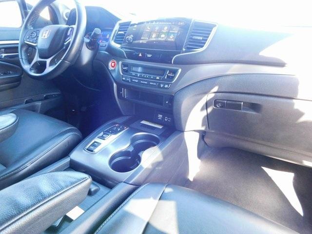 used 2021 Honda Pilot car, priced at $27,990