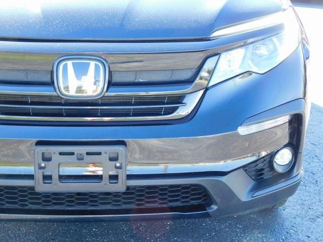 used 2021 Honda Pilot car, priced at $27,990