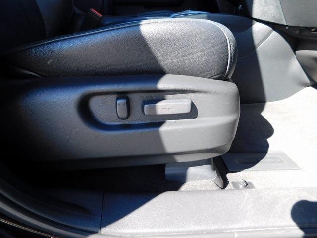 used 2021 Honda Pilot car, priced at $27,990