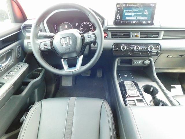 new 2025 Honda Pilot car, priced at $45,649
