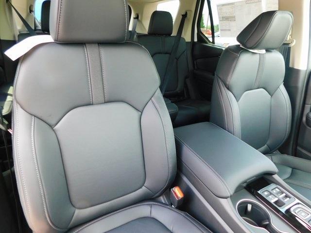 new 2025 Honda Pilot car, priced at $45,649