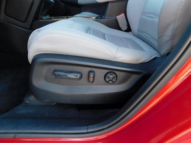 used 2020 Honda CR-V car, priced at $31,000