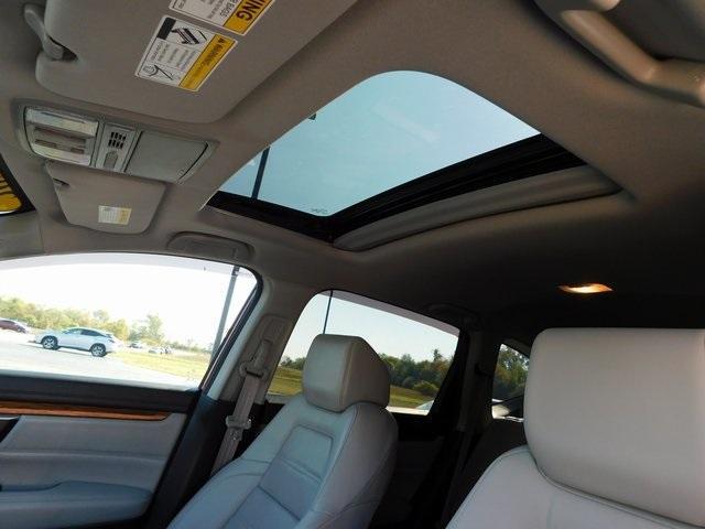 used 2020 Honda CR-V car, priced at $31,000
