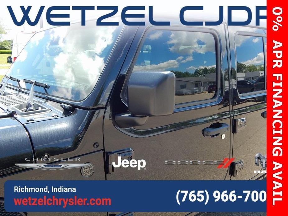 new 2024 Jeep Gladiator car, priced at $37,995