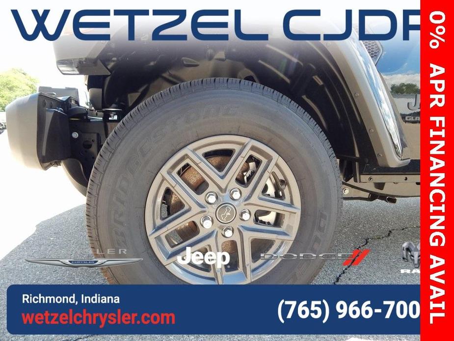 new 2024 Jeep Gladiator car, priced at $37,995