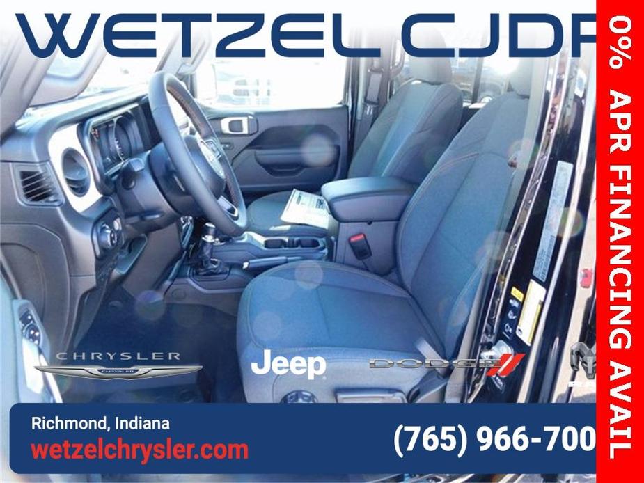 new 2024 Jeep Gladiator car, priced at $37,995