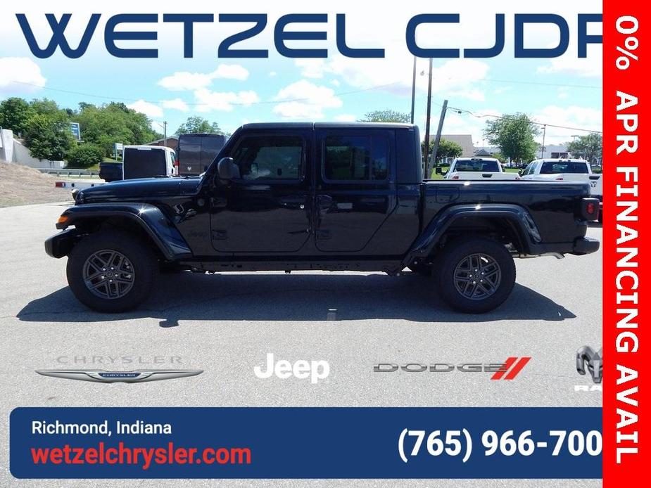 new 2024 Jeep Gladiator car, priced at $37,995